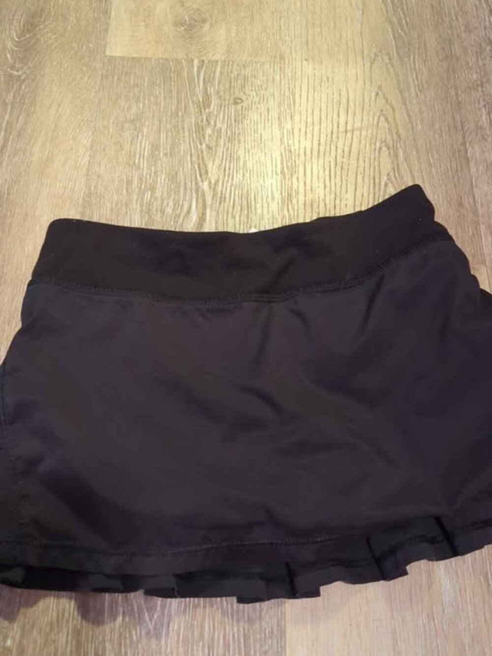 Ivivva girls size 8 black skort